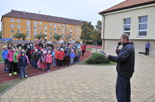 12. ročník Čtyřboje vlčat a světlušek – slavnostní nástup